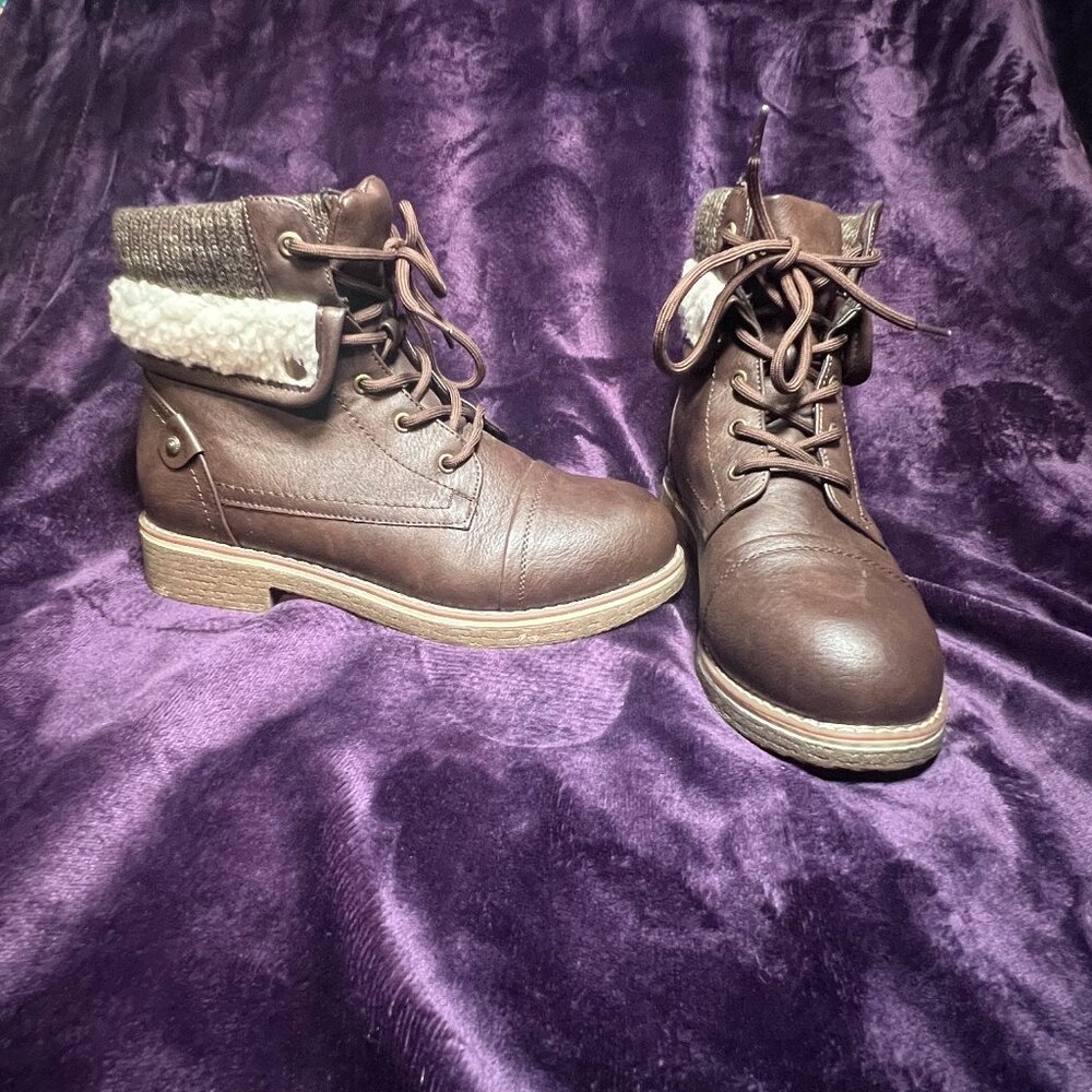 DREAM PAIRS | Lace Up Combat Boots | Size 7.5